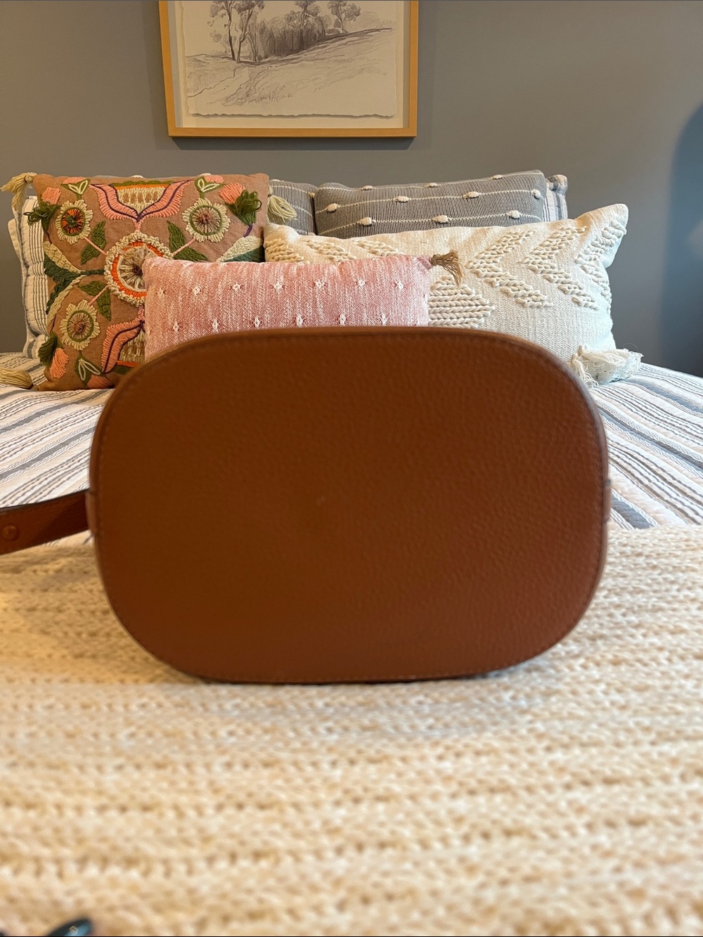 kate spade Brown Pebbled Leather Bucket Crossbody - Picture 3 of 9